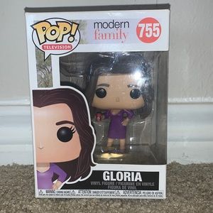Funko Pop Modern Family Gloria 755